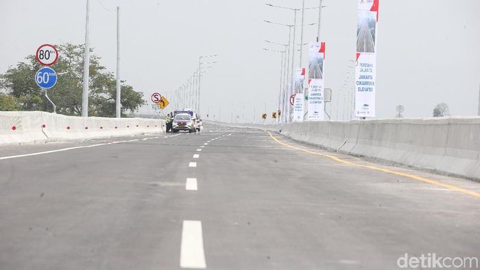 Diresmikan Jokowi, Tol Japek Layang Gratis Sampai Akhir Tahun