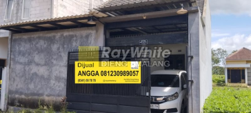 Di Jual Rumah di Istana Bandara Malang