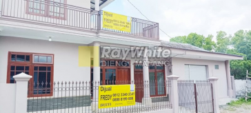 Di Jual Rumah di Andromeda Dinoyo
